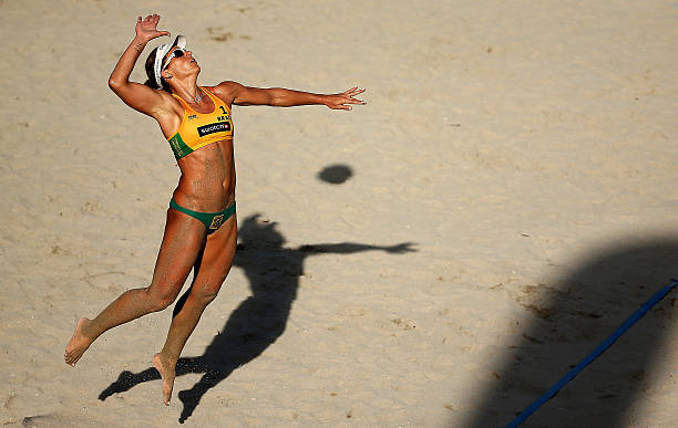 周晓兰现状:事业版图与家庭生活的完美平衡