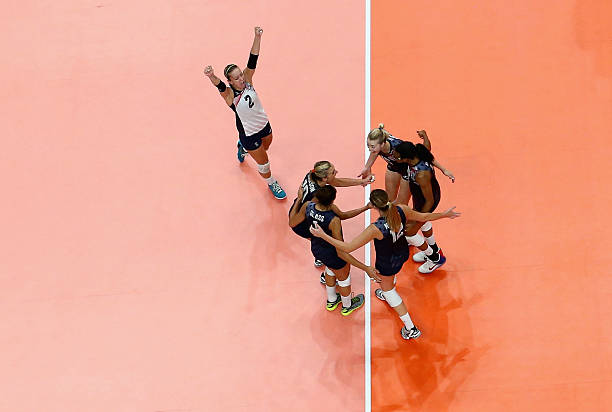 排球过线争议判罚案例分析:哪些情况容易出错?