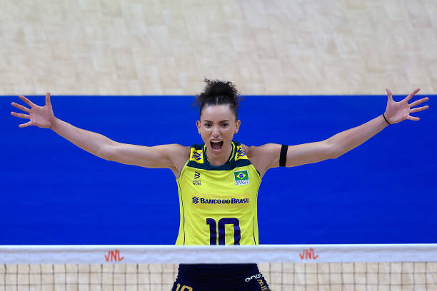 排球教学比赛设计指南:适合不同水平学生的比赛模式