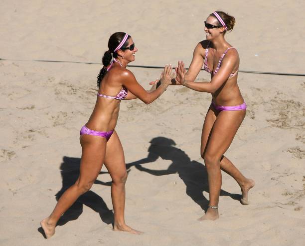 初中排球常见问题解答:从站位到得分技巧