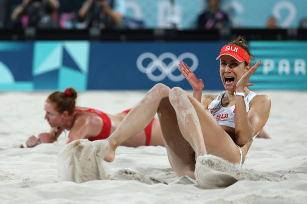 排球打法全解析:从零开始学会比赛技巧