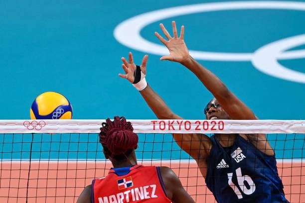 排球6人站位图解:每个位置的作用与要求