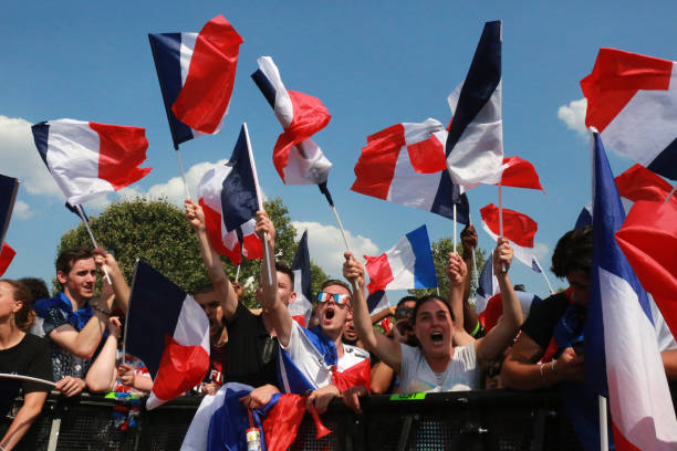 终极观赛助手:世界杯完整直播时间与分组对阵表