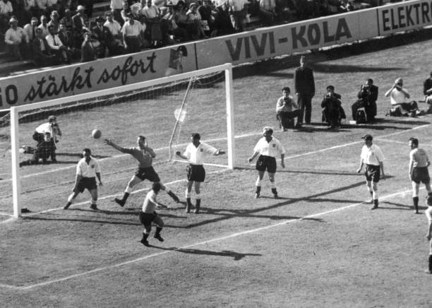 国足世界杯预选赛积分榜:关键球员表现与积分影响