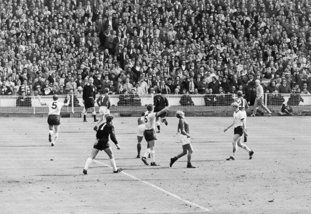 世界杯的四年周期:如何影响全球足球发展?